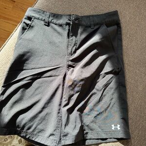 Boys under Armour shorts